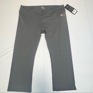 🍁SOLD🍁 PURESWEATS | L/G | CORE CAPRI | GREY | LEGGINGS